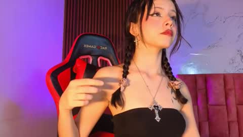 Snapshot of spicydemons chatting on 26, 10, 2025 spicydemons online show from 26, 10, 2025