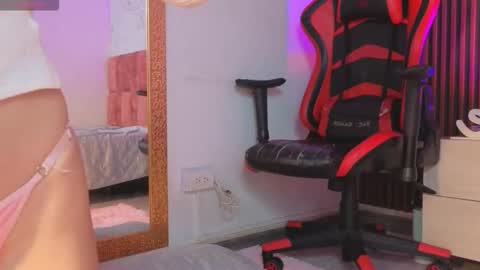 Snapshot of spicydemons chatting on 5, 11, 2025 spicydemons online show from 5, 11, 2025