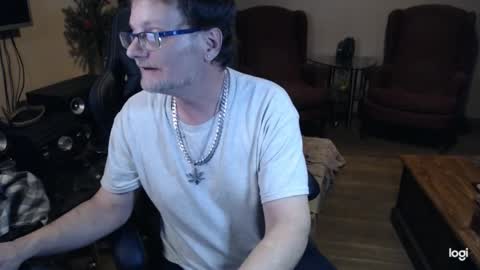 bri and mags fun room online show from 27, 12, 2024