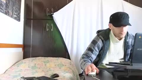 Marco. When Im offline you can view premium content in bio online show from 30, 1, 2025