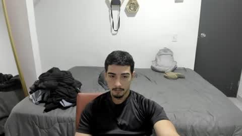 Snapshot of spider_master77 chatting on 18, 6, 2026 spider master online show from 18, 6, 2026