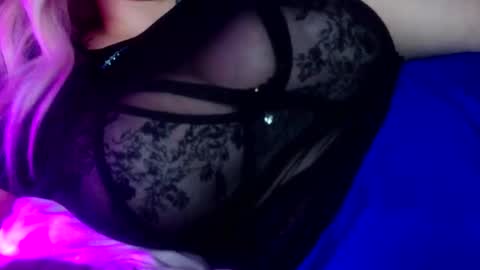 Vanessa Spade online show from 23, 4, 2026