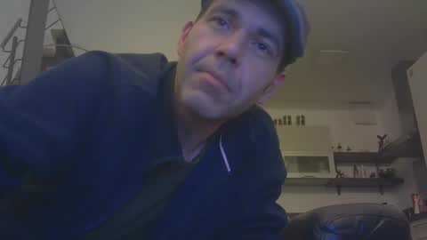 Snapshot of spliffray chatting on 6, 12, 2024 spliffray online show from 6, 12, 2024