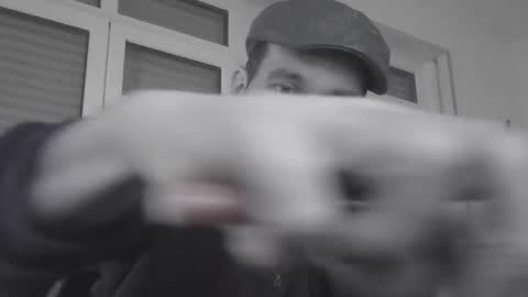 Snapshot of spliffray chatting on 10, 12, 2024 spliffray online show from 10, 12, 2024