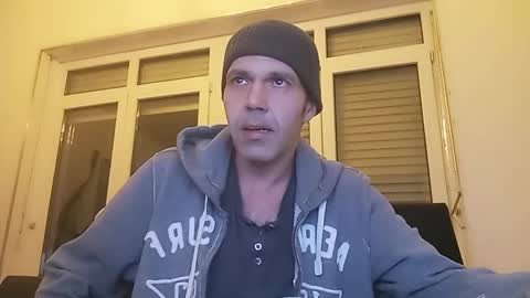 Snapshot of spliffray chatting on 17, 12, 2024 spliffray online show from 17, 12, 2024