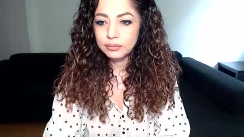 Doll online show from 4, 6, 2026