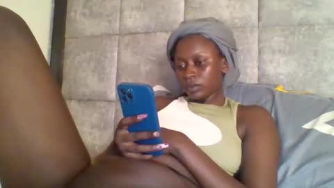 Snapshot of spookyjess7 chatting on 16, 11, 2025 jess online show from 16, 11, 2025