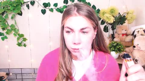 Snapshot of sport_tall_karina chatting on 18, 11, 2025 Karina online show from 18, 11, 2025