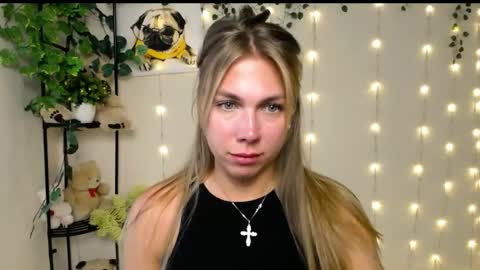 Snapshot of sport_tall_karina chatting on 25, 5, 2026 Karina online show from 25, 5, 2026