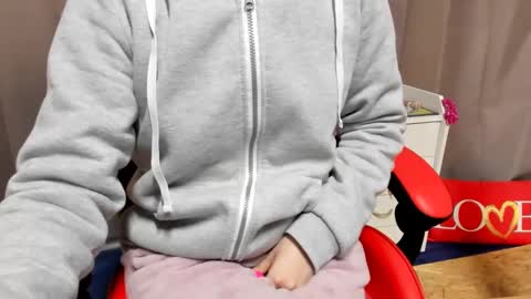 Sporty Kate online show from 7, 3, 2025