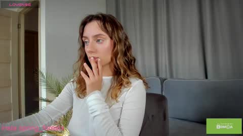 Lilly  online Monday - Friday ask time in pm online show from 5, 3, 2025