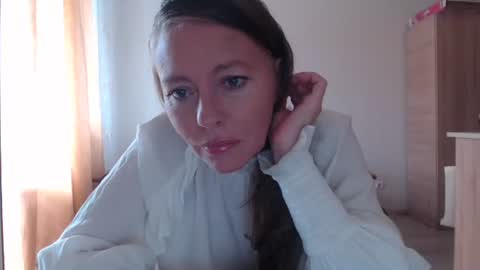 spring_time_ online show from 18, 5, 2026