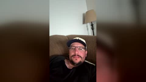 Snapshot of squirrlycock1 chatting on 19, 5, 2026 squirrlycock1 online show from 19, 5, 2026