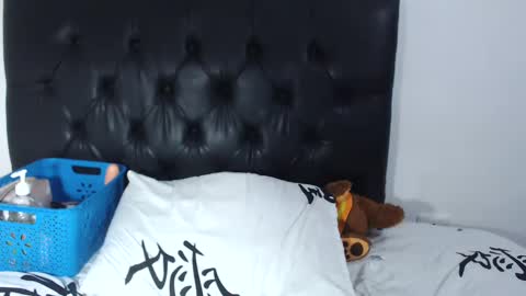 Snapshot of squirtgirl_hot chatting on 23, 12, 2024 Amber Vega online show from 23, 12, 2024