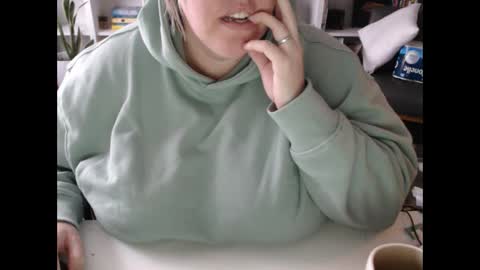 Messi Jessi online show from 15, 1, 2025