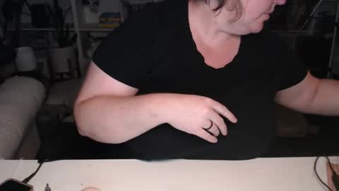 Messi Jessi online show from 11, 11, 2025