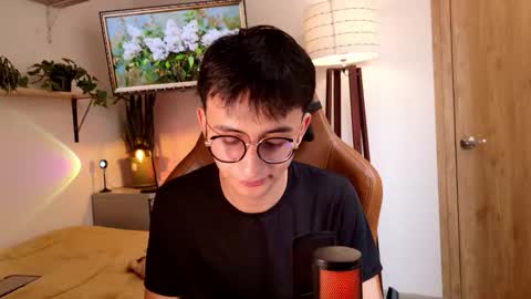 Snapshot of sr_evann chatting on 5, 3, 2026 sr_evann online show from 5, 3, 2026