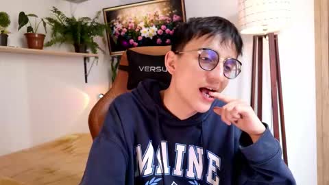 Snapshot of sr_evann chatting on 17, 3, 2026 sr_evann online show from 17, 3, 2026