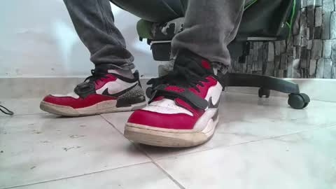 Snapshot of srfindomfeet_ chatting on 2, 6, 2026 sr master cum its my old account online show from 2, 6, 2026