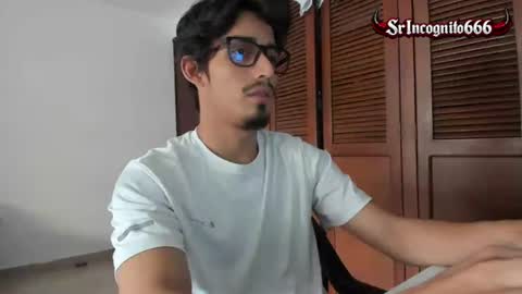 Snapshot of srincognito666 chatting on 4, 7, 2026 srincognito666 online show from 4, 7, 2026