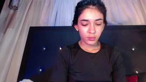 Snapshot of srta_luciana chatting on 12, 5, 2026 . . online show from 12, 5, 2026
