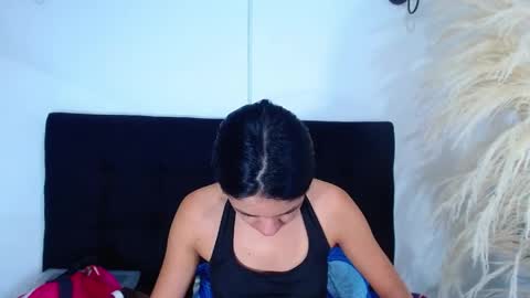 Snapshot of srta_luciana chatting on 25, 5, 2026 . . online show from 25, 5, 2026