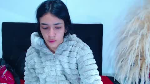 Snapshot of srta_luciana chatting on 1, 7, 2026 . . online show from 1, 7, 2026