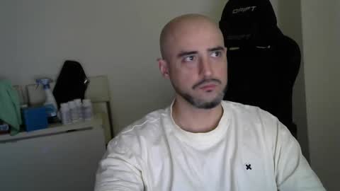 Snapshot of srtramposo chatting on 22, 4, 2026 srtramposo online show from 22, 4, 2026