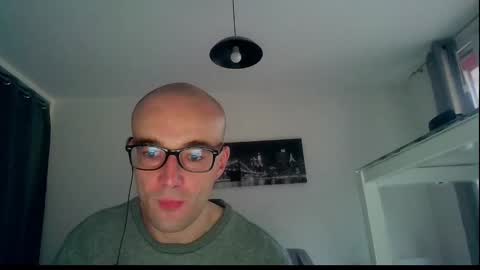 Snapshot of ssenzo chatting on 4, 12, 2024 ssenzo online show from 4, 12, 2024