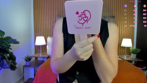 Snapshot of staceywood_ chatting on 21, 10, 2025 Stacy Woods online show from 21, 10, 2025
