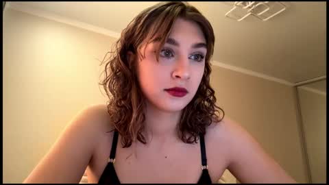 Snapshot of stacicurren chatting on 10, 2, 2026 Elli online show from 10, 2, 2026