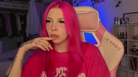 Snapshot of stacy_quinst chatting on 13, 6, 2026 Stacy online show from 13, 6, 2026