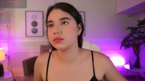 stacycooper_ online show from 14, 7, 2026