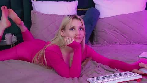 StacyEvances online show from 11, 11, 2025