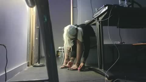 Snapshot of stacytasteme chatting on 3, 8, 2026 Submissive Slut LOVES adoration online show from 3, 8, 2026