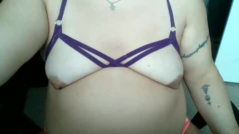 starella___saxxxton online show from 5, 3, 2026