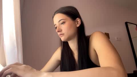 Lola online show from 24, 6, 2026