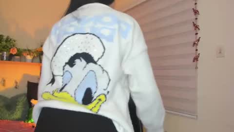 Snapshot of starlie_ chatting on 11, 2, 2025 Alisson online show from 11, 2, 2025