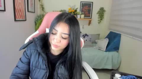 Snapshot of starlie_ chatting on 25, 11, 2025 Alisson online show from 25, 11, 2025