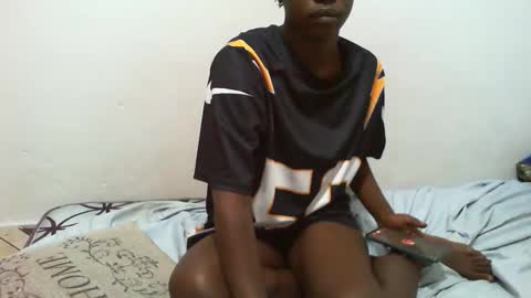 Snapshot of starry_sweetie chatting on 17, 9, 2025 sweetgirl online show from 17, 9, 2025