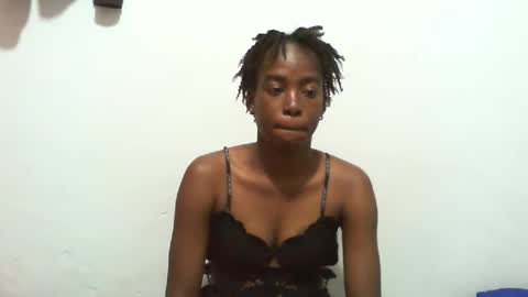 Snapshot of starry_sweetie chatting on 24, 9, 2025 sweetgirl online show from 24, 9, 2025