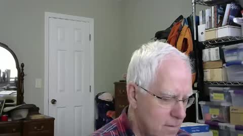 Snapshot of stasw20 chatting on 5, 2, 2025 stasw20 online show from 5, 2, 2025