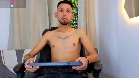 Snapshot of stebansilv_ chatting on 4, 7, 2026 Steban online show from 4, 7, 2026
