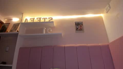 Stefa Gomez  online show from 25, 2, 2026