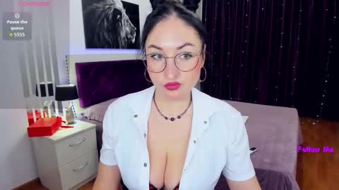 Snapshot of stefanawinter chatting on 25, 4, 2026 StefanaWinter online show from 25, 4, 2026