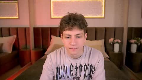 Snapshot of stefanbev chatting on 19, 2, 2026 Esrefan online show from 19, 2, 2026