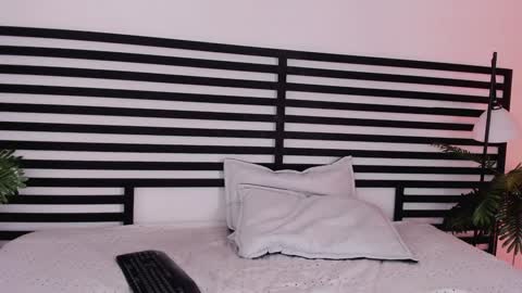 Stefanny   online show from 17, 12, 2024