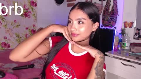 Snapshot of stefanny_pllus chatting on 21, 12, 2024 Im MiaIts my first day here online show from 21, 12, 2024