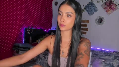 Snapshot of stefanny_pllus chatting on 20, 1, 2025 Im MiaIts my first day here online show from 20, 1, 2025