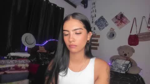 Snapshot of stefanny_pllus chatting on 19, 2, 2025 Im MiaIts my first day here online show from 19, 2, 2025